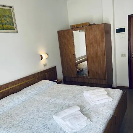 Гостевой дом Room In Lodge - Hotel Sara - 2 Guests Room - N 4