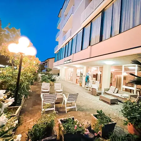 Πανσιόν Room In Lodge - Hotel Sara - 2 Guests Room - N 4 Cesenatico